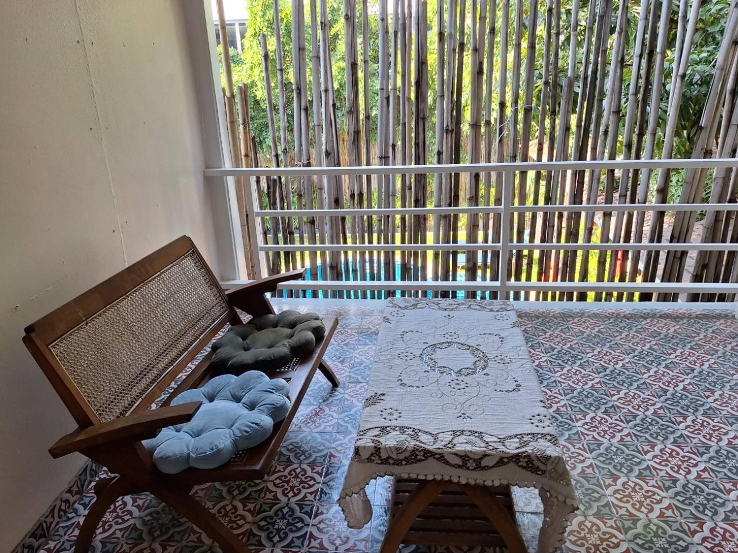 The Commonroom Cnx Chiang Mai Exterior photo